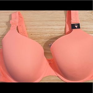 Victoria Secret "T-Shirt Perfect Push-Up' bra